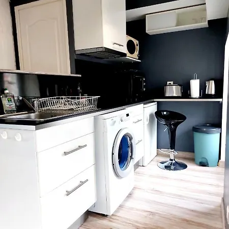 Chaleureux T2 Au Pied De La Cathedrale Apartment Angouleme